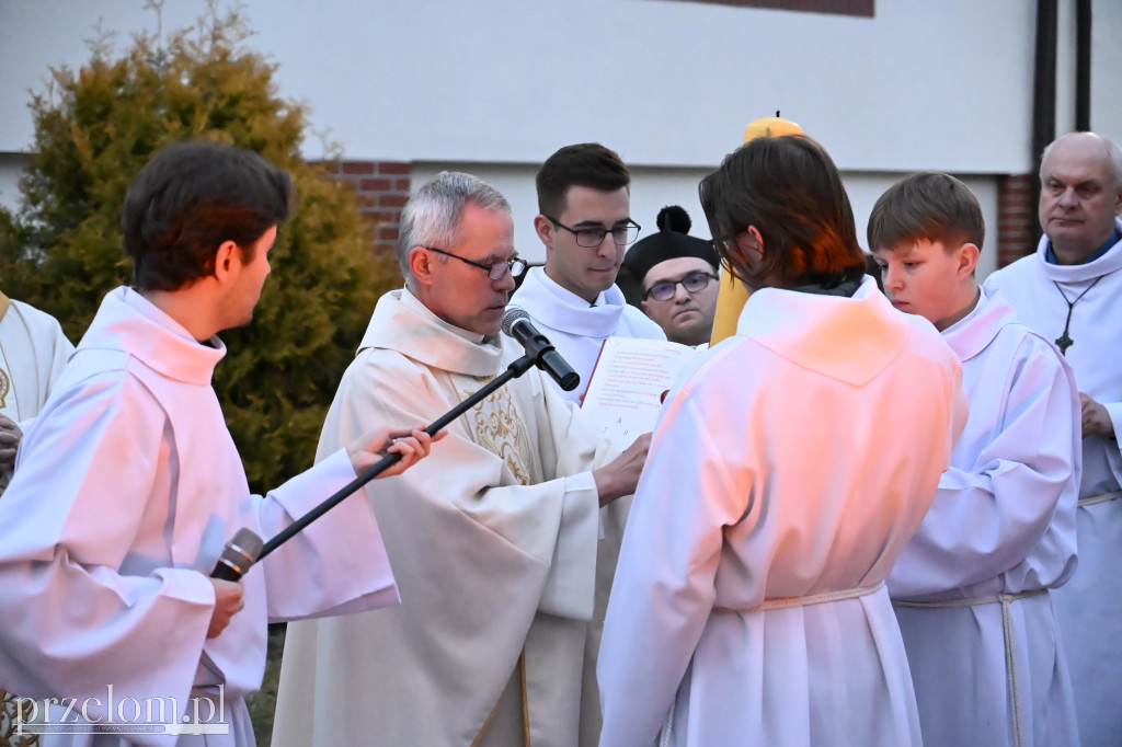 Wigilia Paschalna w Trzebini-Sierszy - 04.04.2026