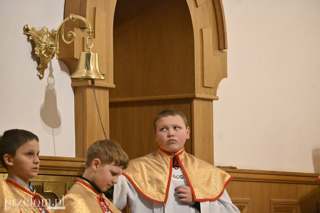 Wigilia Paschalna w Trzebini-Sierszy - 04.04.2026