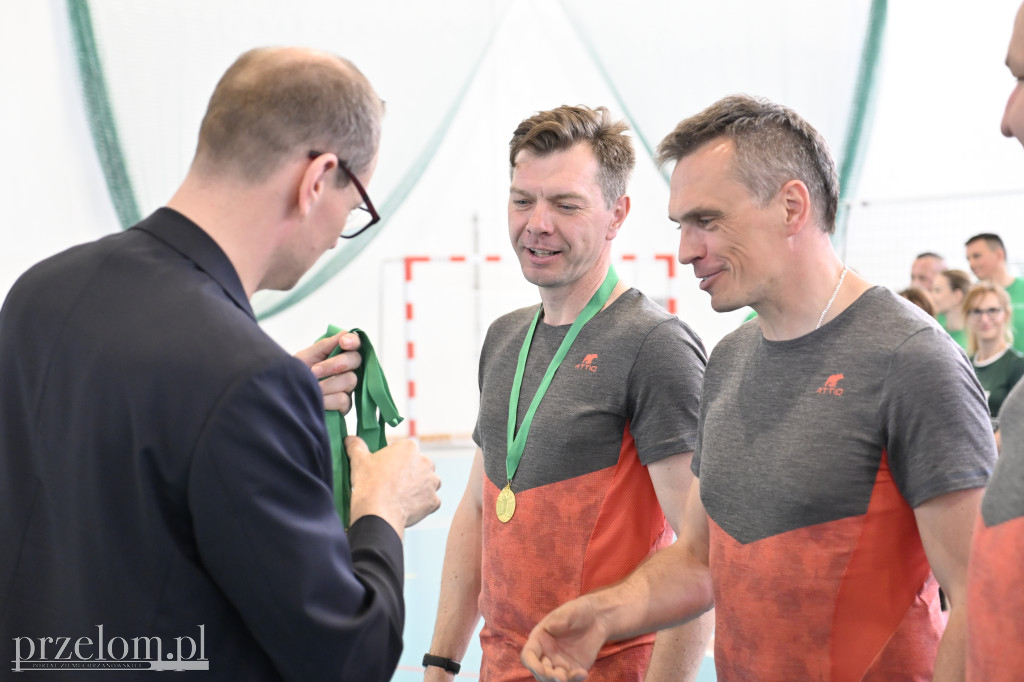 Jubileuszowy Turniej Piłki Siatkowej Czwórek z okazji 150-lecia działalności Banku Spółdzielczego w Krzeszowicach - 25.04.26