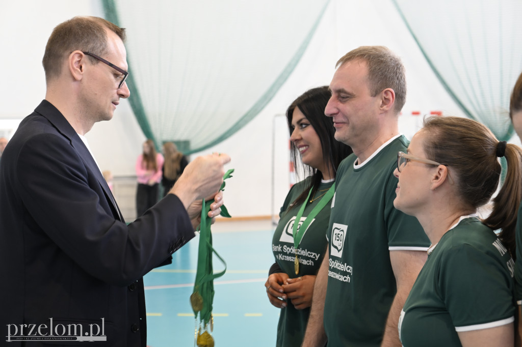 Jubileuszowy Turniej Piłki Siatkowej Czwórek z okazji 150-lecia działalności Banku Spółdzielczego w Krzeszowicach - 25.04.26