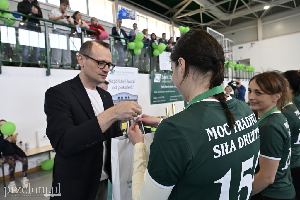 Jubileuszowy Turniej Piłki Siatkowej Czwórek z okazji 150-lecia działalności Banku Spółdzielczego w Krzeszowicach - 25.04.26
