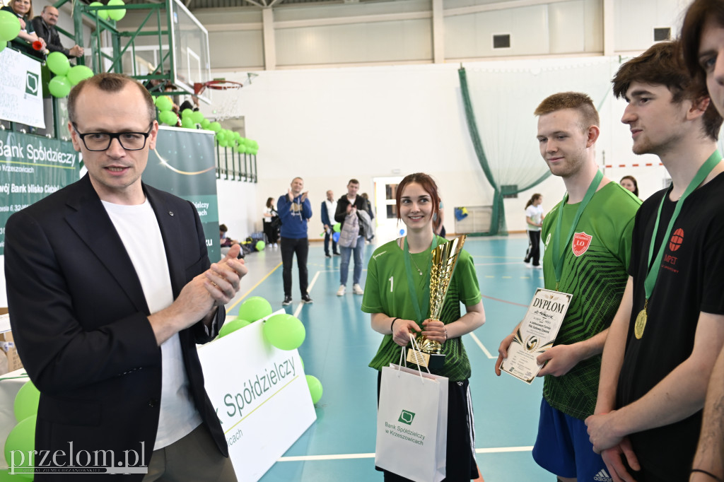 Jubileuszowy Turniej Piłki Siatkowej Czwórek z okazji 150-lecia działalności Banku Spółdzielczego w Krzeszowicach - 25.04.26