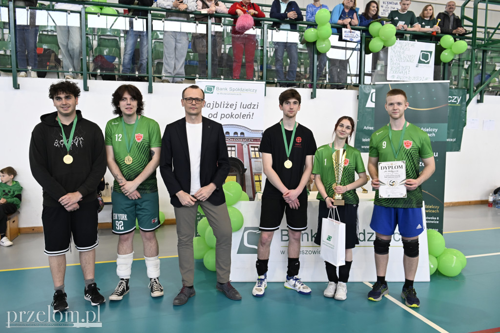 Jubileuszowy Turniej Piłki Siatkowej Czwórek z okazji 150-lecia działalności Banku Spółdzielczego w Krzeszowicach - 25.04.26