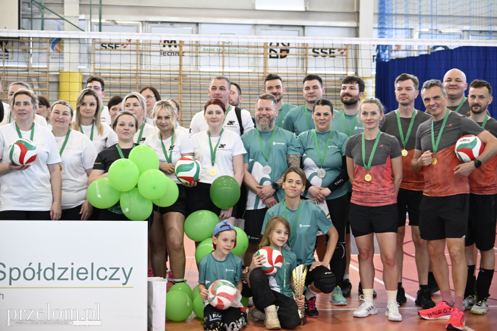 Jubileuszowy Turniej Piłki Siatkowej Czwórek z okazji 150-lecia działalności Banku Spółdzielczego w Krzeszowicach - 25.04.26