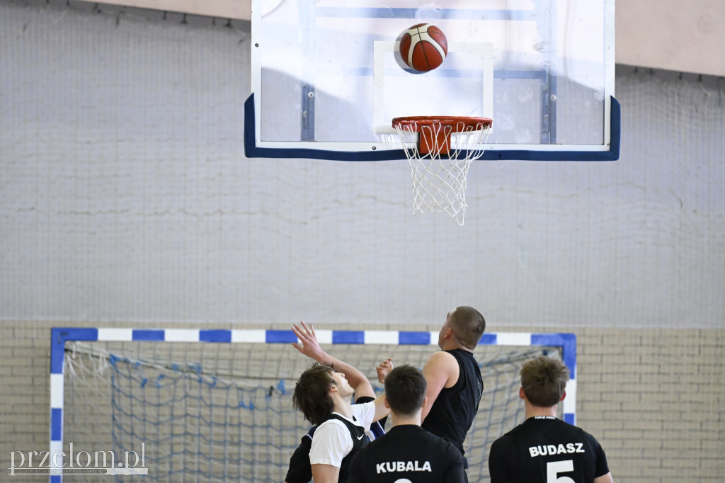 Czwarta kolejka Ligi Koszykówki Mamba - 26.04.2026