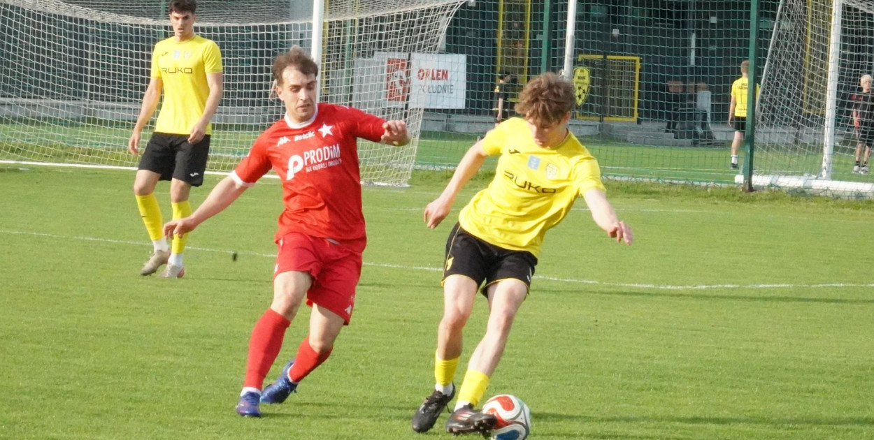 Mecz pucharowy MKS Trzebinia - Wisła II Kraków 1-2