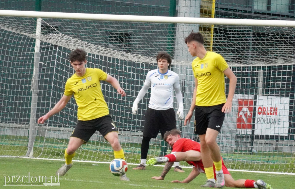 Mecz pucharowy MKS Trzebinia - Wisła II Kraków 1-2
