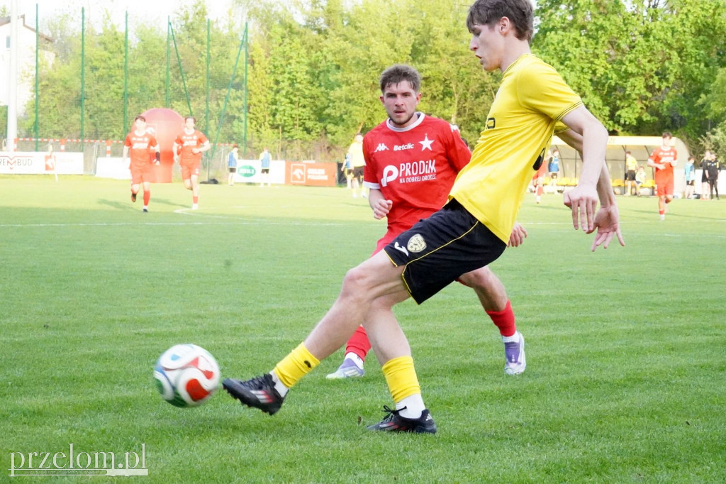 Mecz pucharowy MKS Trzebinia - Wisła II Kraków 1-2