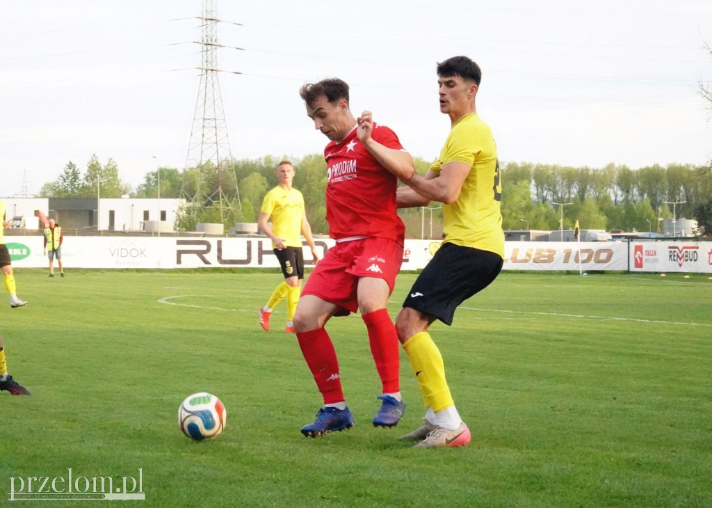 Mecz pucharowy MKS Trzebinia - Wisła II Kraków 1-2