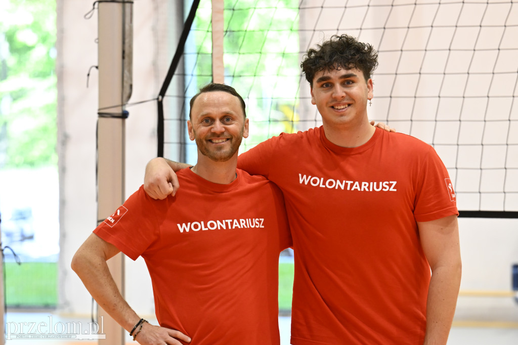 Wielkie granie dla Mikołaja - Rodzinny Turniej Siatkówki w Krzeszowicach - 10.05.2026