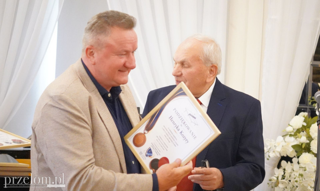 Medal dla Kazimierza Andrzeja Noworyty