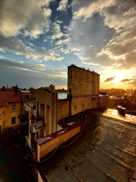 Deszcz w Przełomowych Kadrach