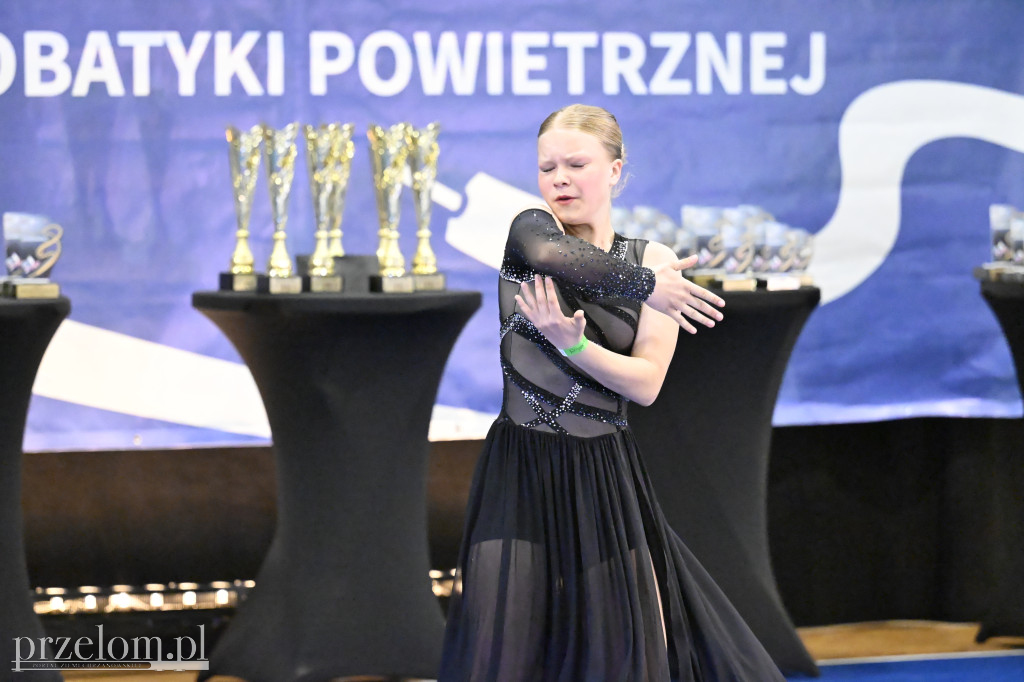 XXII Festiwal tańca i akrobatyki powietrznej Wirujące Sznurowadło - 16.05.2026