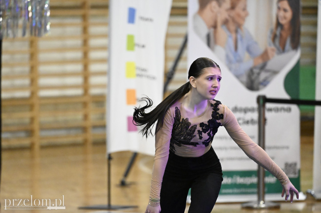XXII Festiwal tańca i akrobatyki powietrznej Wirujące Sznurowadło - 16.05.2026