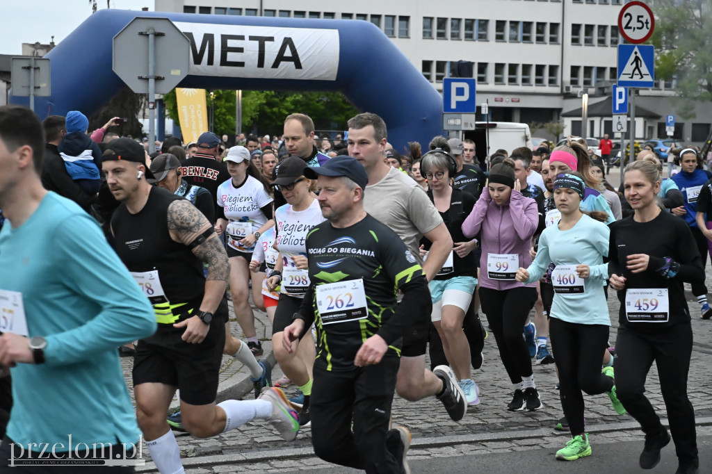 Pociąg do biegania  - VIII Chrzanowski Bieg Uliczny - 16.05.2026
