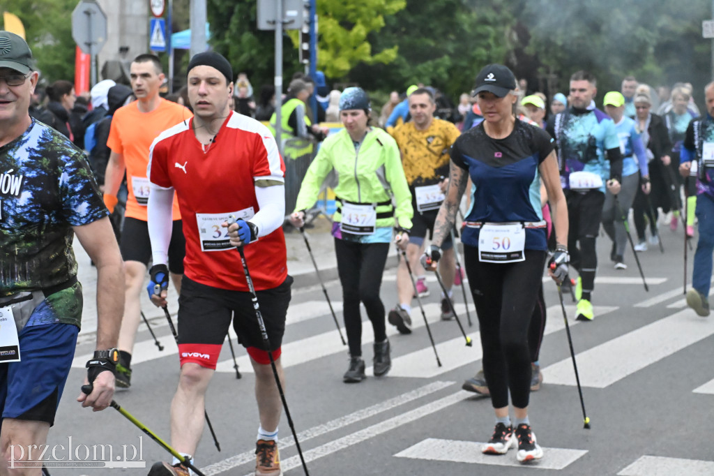 Pociąg do biegania  - VIII Chrzanowski Bieg Uliczny - 16.05.2026