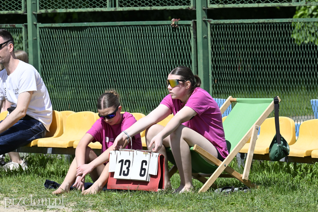 Półfinał Mistrzostw Małopolski Młodziczek w Siatkówce Plażowej - 23.05.2026