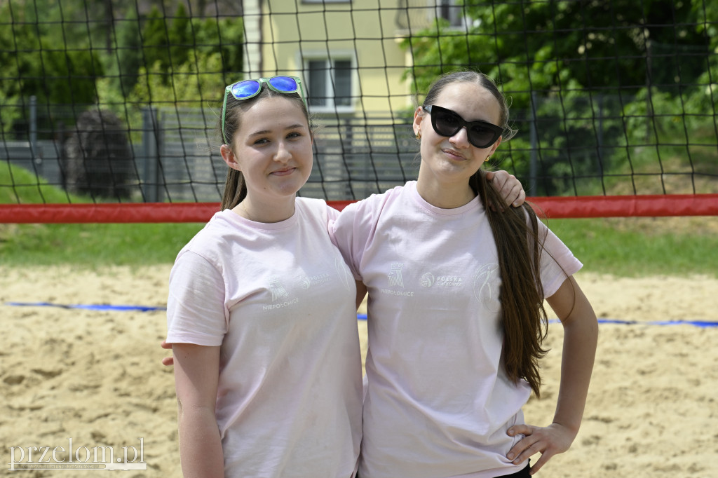Półfinał Mistrzostw Małopolski Młodziczek w Siatkówce Plażowej - 23.05.2026
