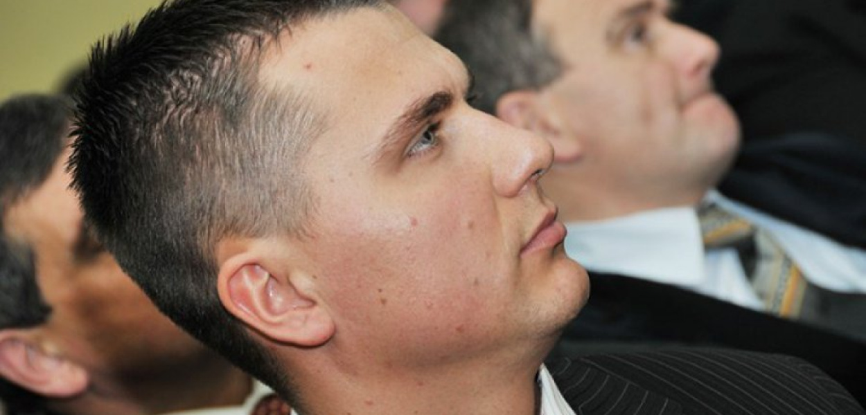 Wojciech Cyganik, syn Bronisława Cyganika, odebrał podczas czwartkowej sesji Rady Miejskiej w Alwerni gratulacje od burmistrza Jana Rychlika za przyznanie firmie Profit &#8222;Gazeli Biznesu&#8221; 