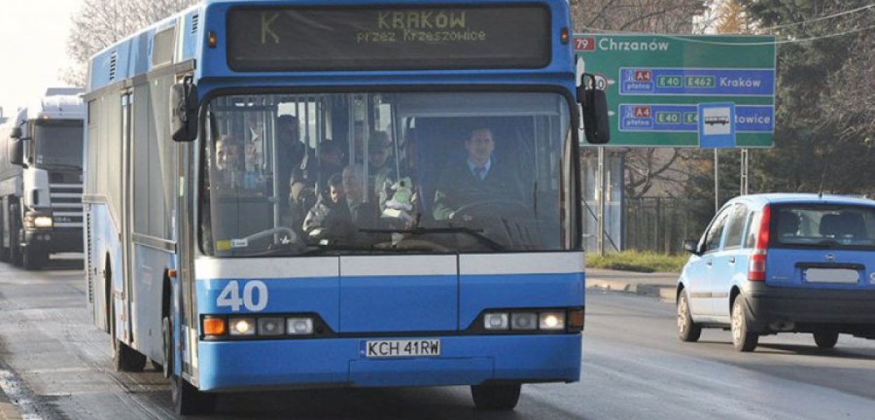 Pasażerowie dojeżdżający codziennie do Krakowa domagają się przywrócenia porannego kursu autobusu linii K