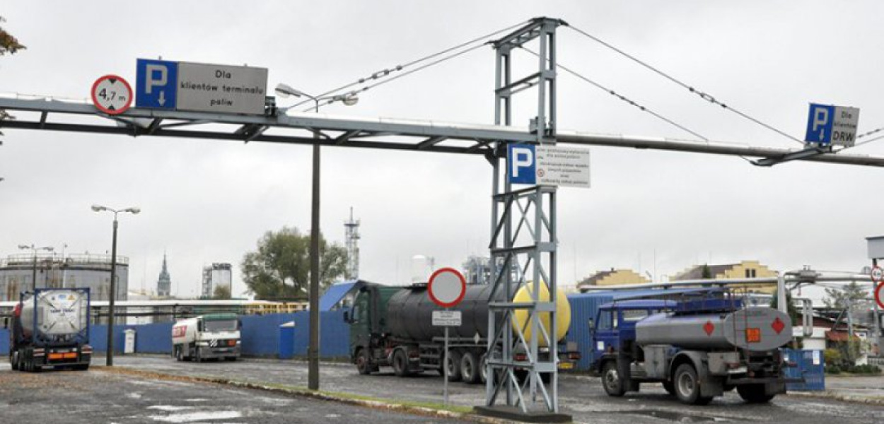 Dzięki podpisanej umowie na dostawę ropy naftowej Rafineria Trzebinia ma stały dostęp do surowca 