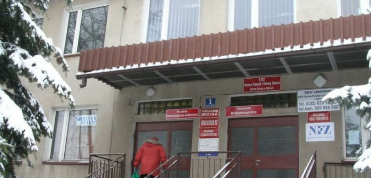 W budynku przy ul. Gołąba znajduje się ośrodek zdrowia