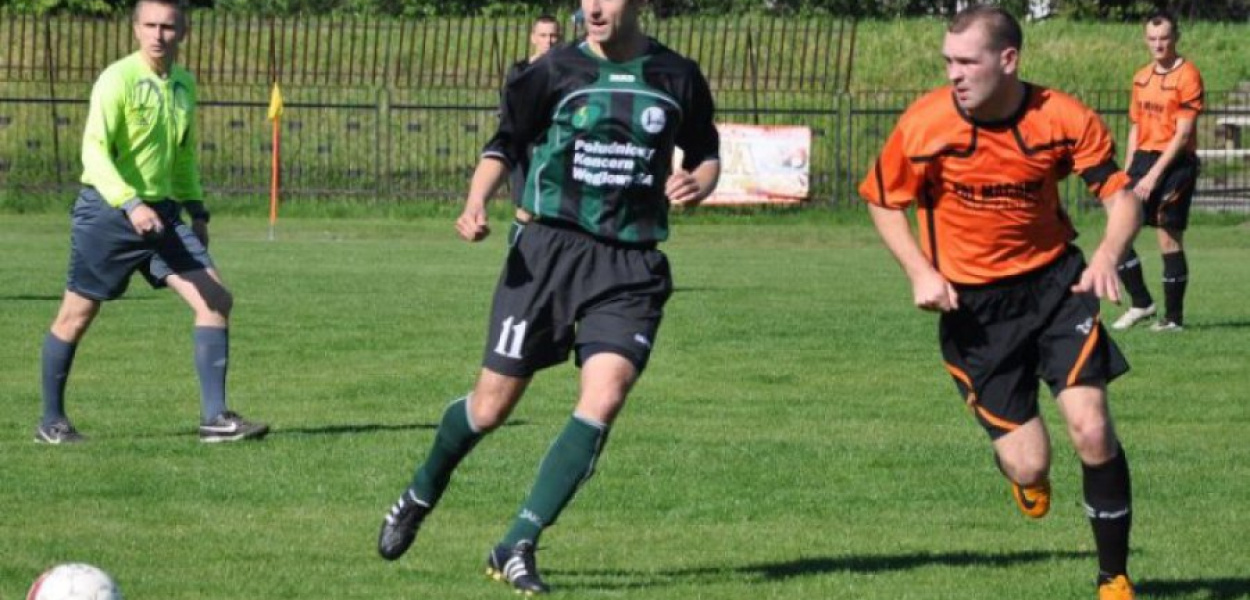 Łukasz Pactwa (numer 11), strzelec dwóch goli w meczu z Popradem