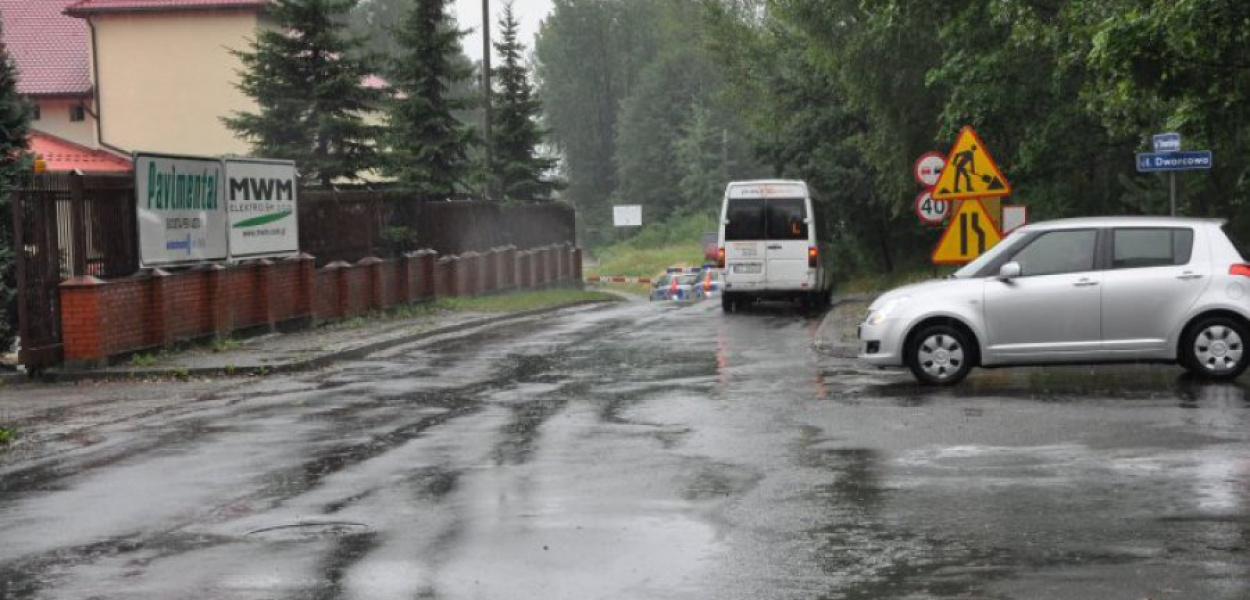 Przez dwa dni ul. Słowackiego w Trzebini, na odcinku od skrzyżowania z ul. Dworcową w Trzebini do skrzyżowania z ul. Chrzanowską w Pile Kościleckiej, będzie zamknięta dla ruchu 