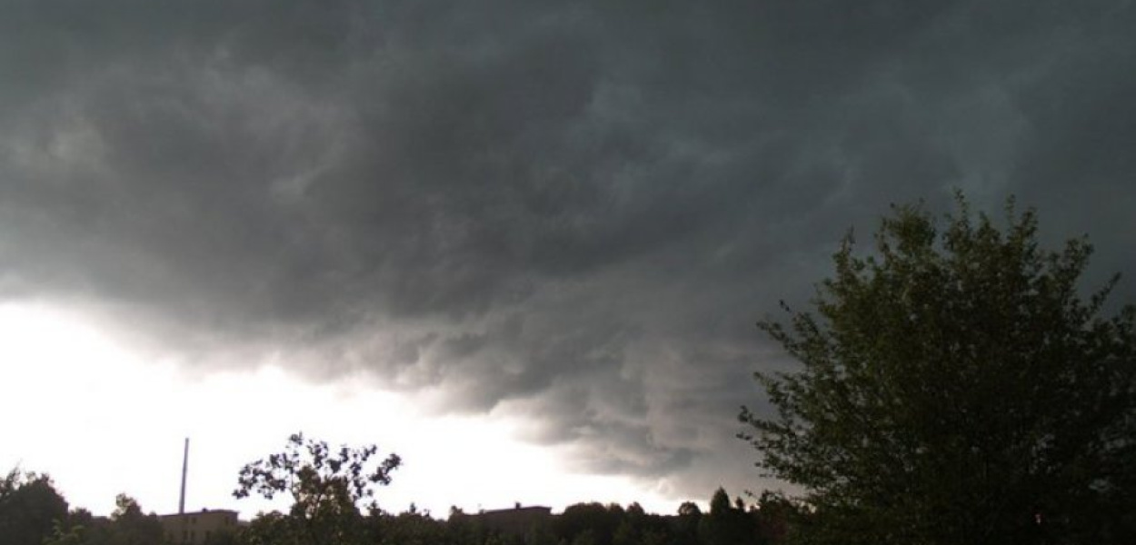 Burza nad Trzebinią. Fot. Mateusz Kamiński