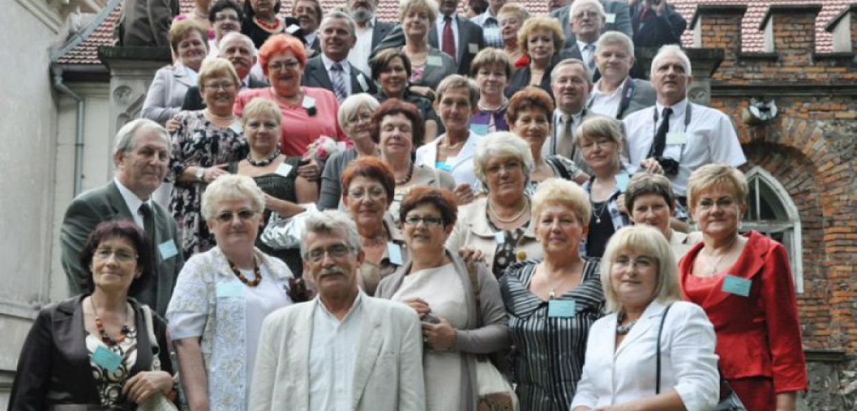 Absolwenci nieistniejącego już Spółdzielczego Studium Rachunkowości i Kontroli w młoszowskiej Sorbonie 