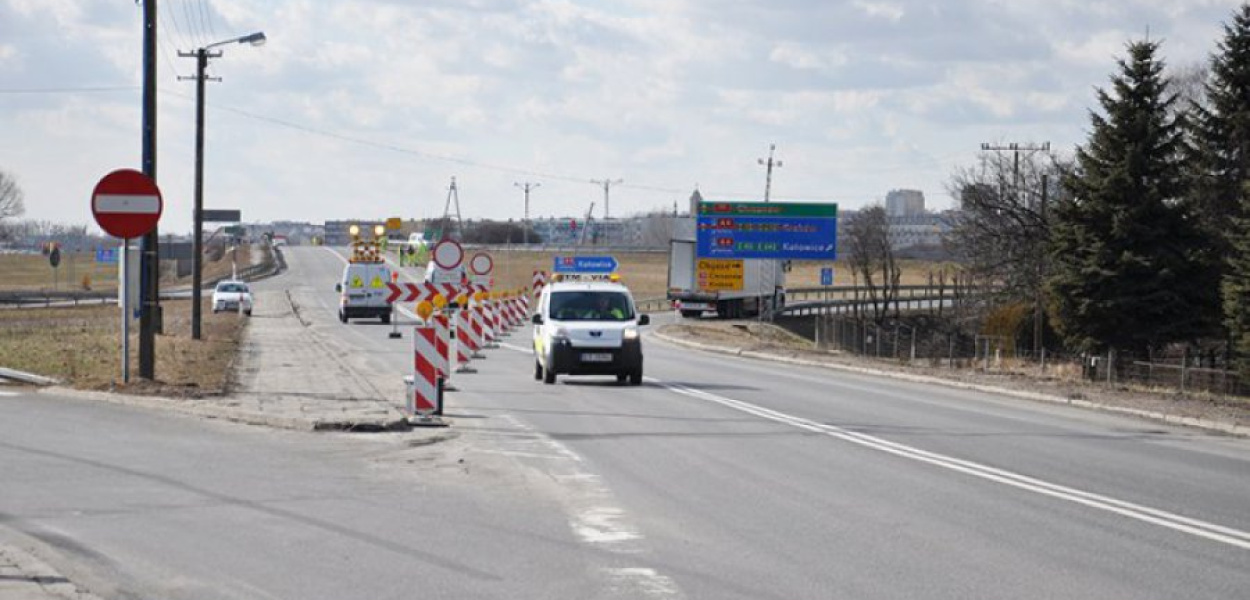 W środę drogowcy zamknęli wiadukt nad autostradą A4