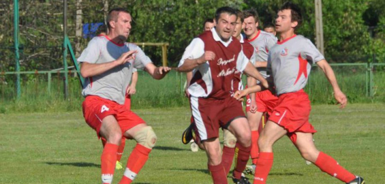 Piłkarze Wolanki pokonali Żarki 1-0. Fot. Michał Koryczan