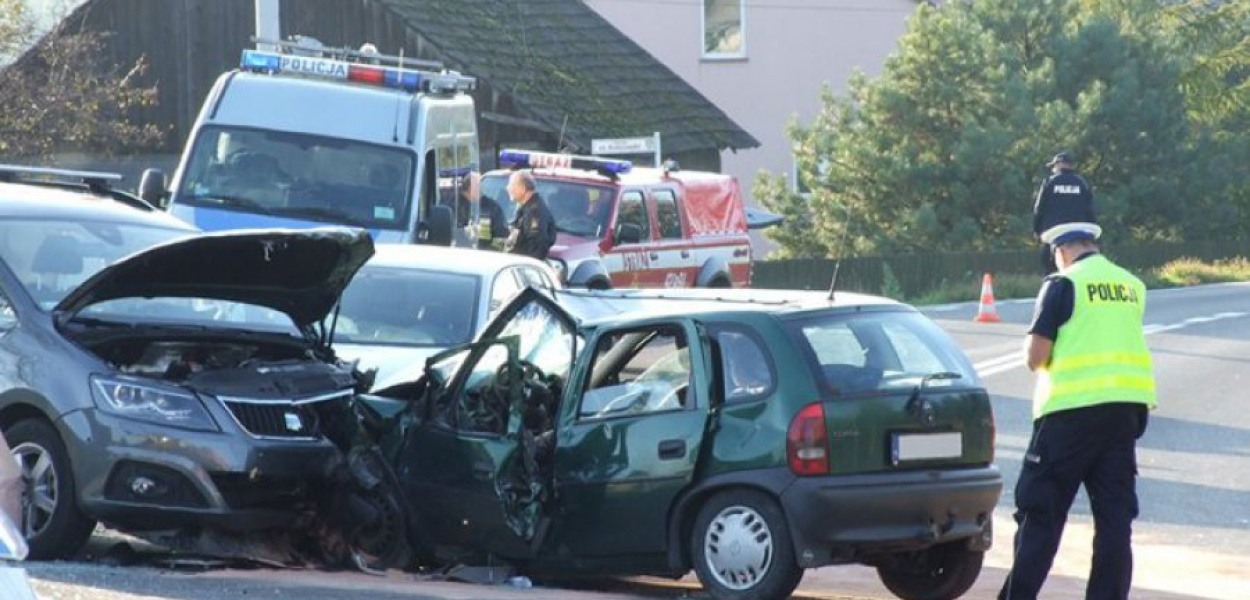 Po tragicznym wypadku odcinek drogi wojewódzkiej nr 780 w Wygiełzowie był nieprzejezdny ponad trzy godziny