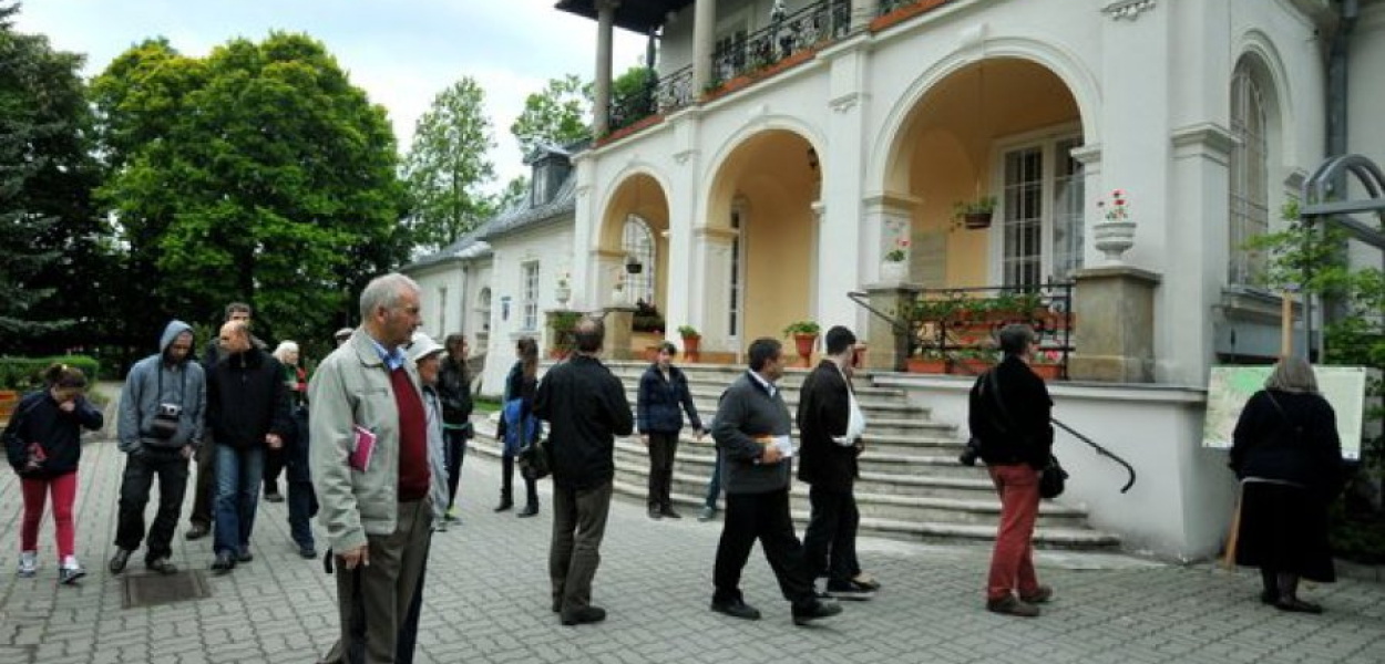 Pałac Starzeńskich w Płazie 
