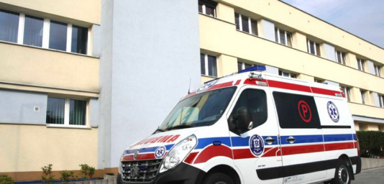 Nowoczesna karetka trafiła do krzeszowickiej jednostki pogotowia