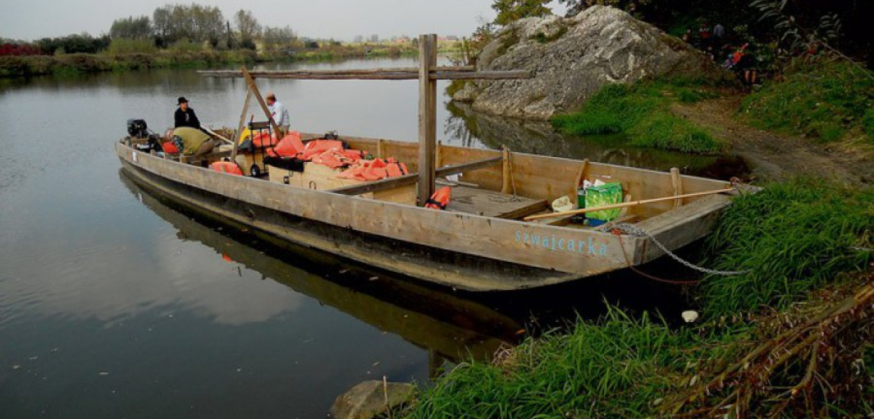 „Szwajcarka&quot; zacumowana przy opactwie Benedyktynów w Tyńcu