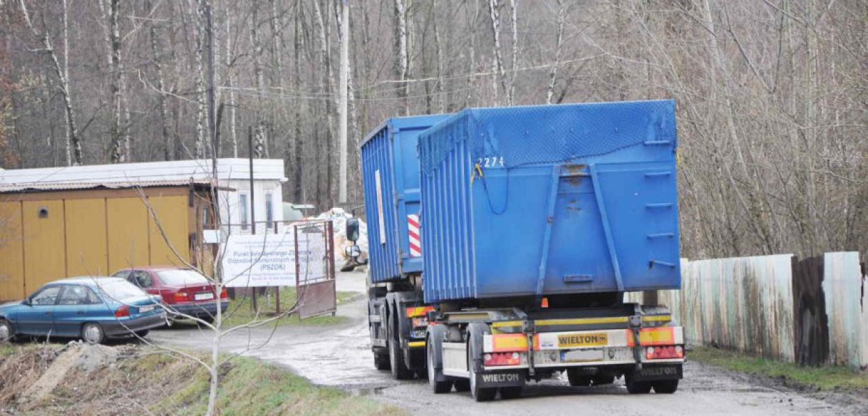 Przy ul. Piłsudskiego w Trzebini nie będą już składowane śmieci