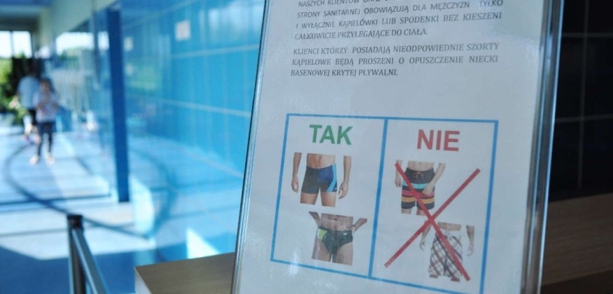  Na basen można wejść tylko w obcisłych kąpielówkach
