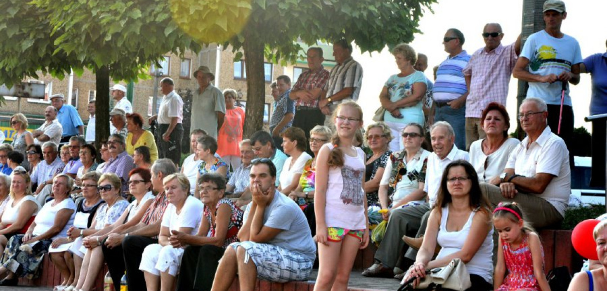 Podczas dożynek mieszkańcy miasta przyglądali się, jak świętują rolnicy