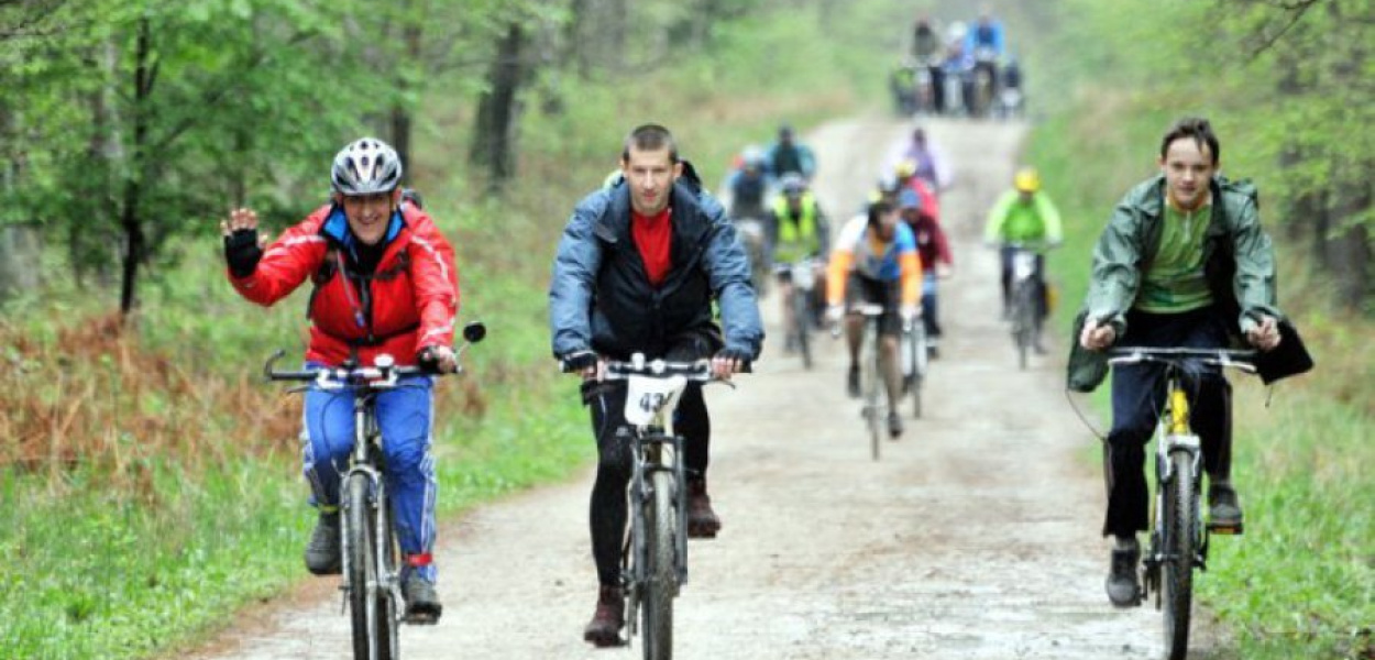 Rajd rowerowy z Krakowa do Młoszowej co roku przyciąga mnóstwo osób. Fot. Łukasz Dulowski