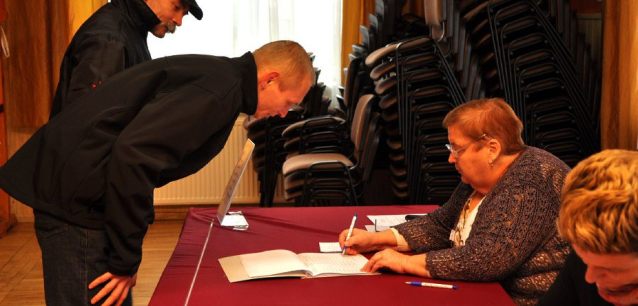 Podczas niedzielnego referendum w Płokach