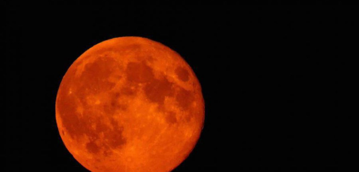 Księzyc zabarwi się na czerowno. Fot. NASA