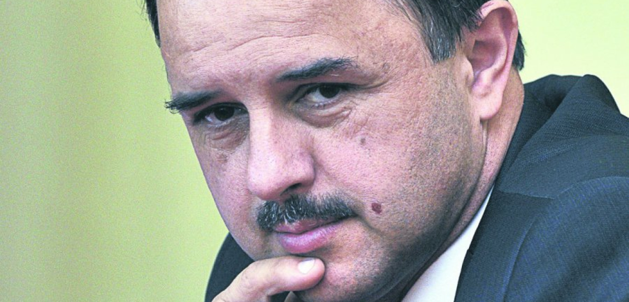 Krzysztof Góra przez wiele lat pracował jako radca prawny w Urzędzie Miejskim w Alwerni