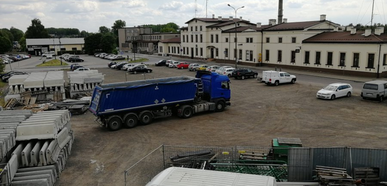 Trzebinia, parking przy Dworcowej
