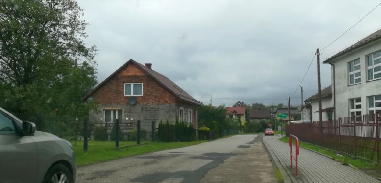 Na ulicy Edukacyjnej jest obecnie wiele łat