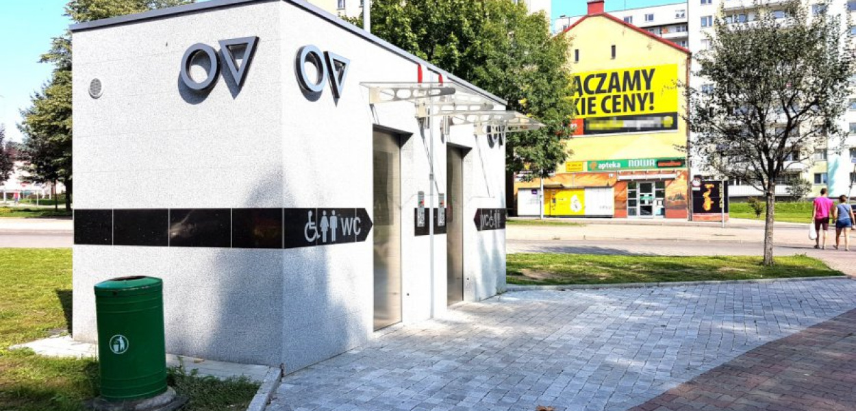 Publiczna toaleta nieopodal przystanku Chrzanów Śródmieście jest od jakiegoś czasu nieczynna