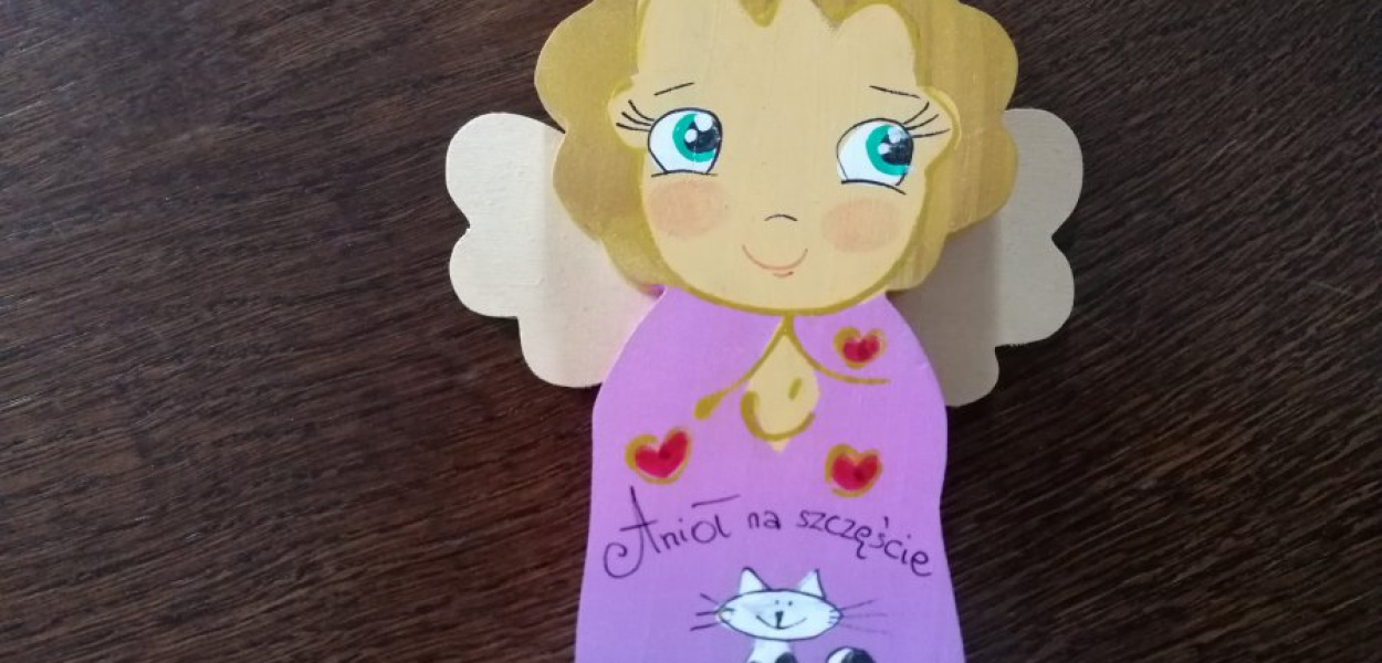 Aniołek z Galerii Drzewiej w Porębie Żegoty