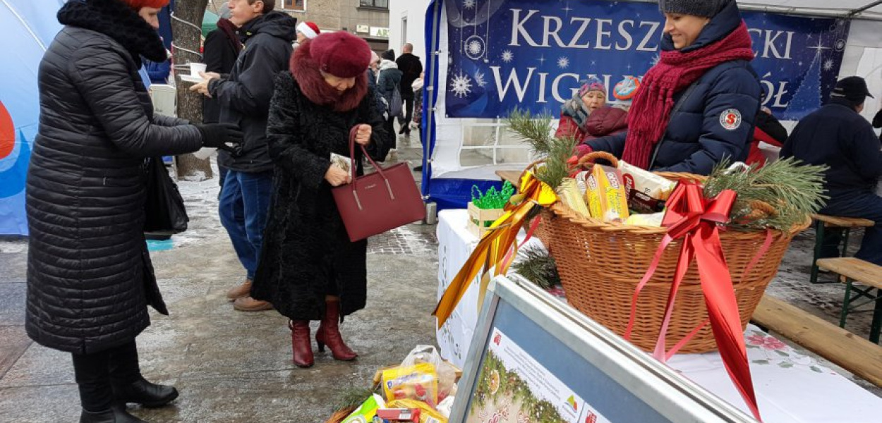 Podczas ubiegłorocznej zbiórki żywności na krzeszowickim Rynku