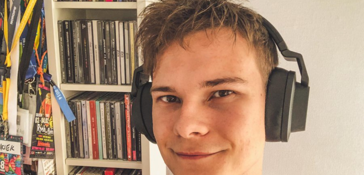 Maciek Nowak nadaje z domu