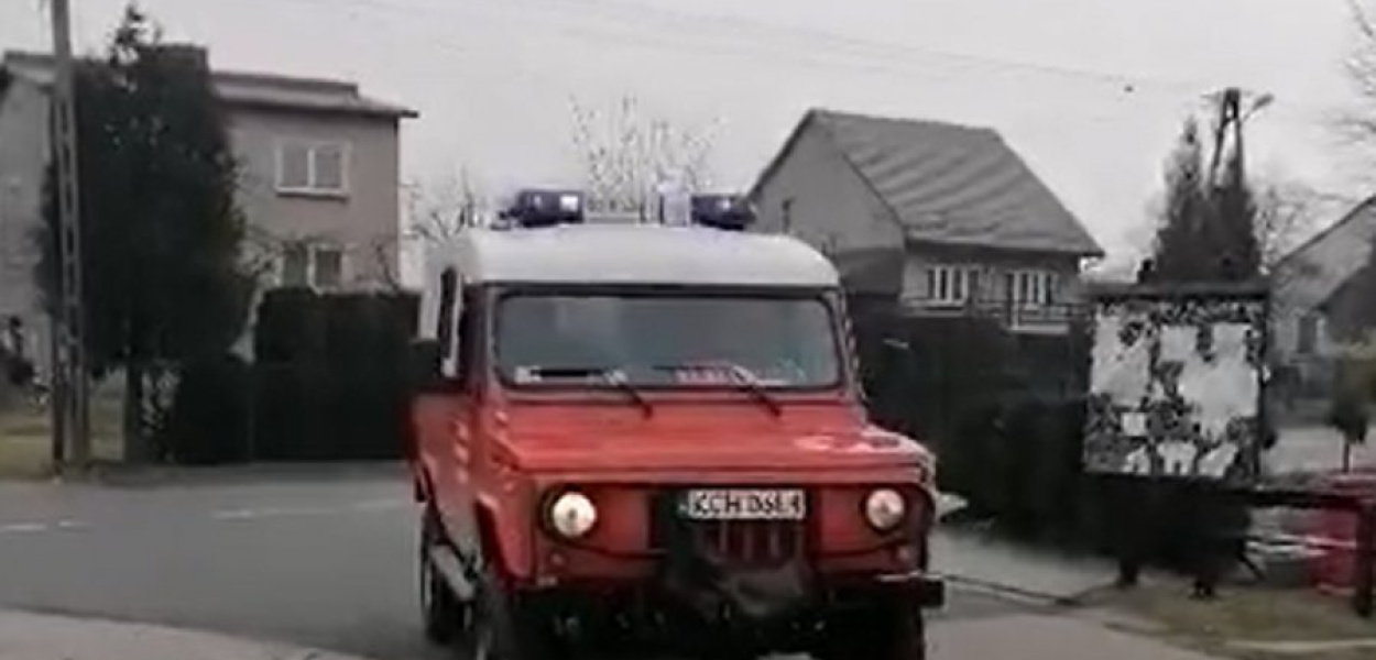 Na zdjęciu OSP Regulice podczas weekendowej akcji „Zostań w domu&quot;